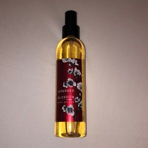 Japanese cherry blossom body spray.